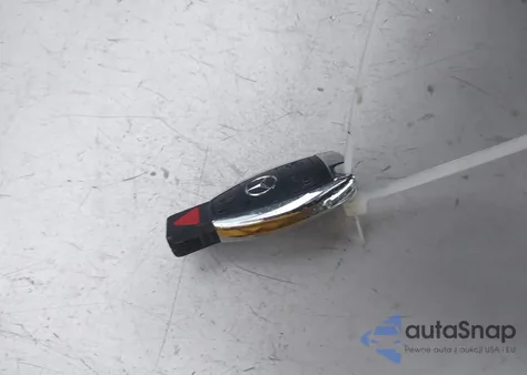 2015 Mercedes-Benz C 350 Sport из США, поврежденный, VIN WDDGJ5HB2FG368636